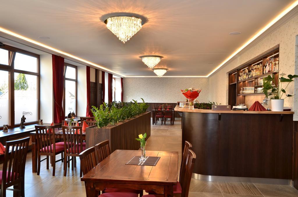 Hotel Sonata Hradec nad Moravici Exterior foto